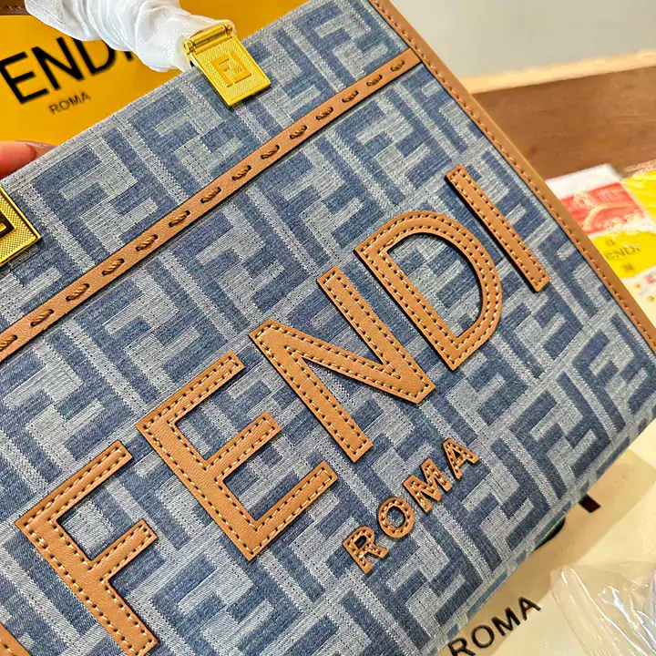 Fendi デニム ショルダーバッグ