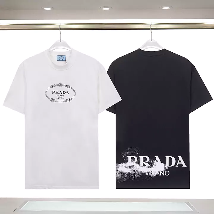 prada t シャツ 体型カバー