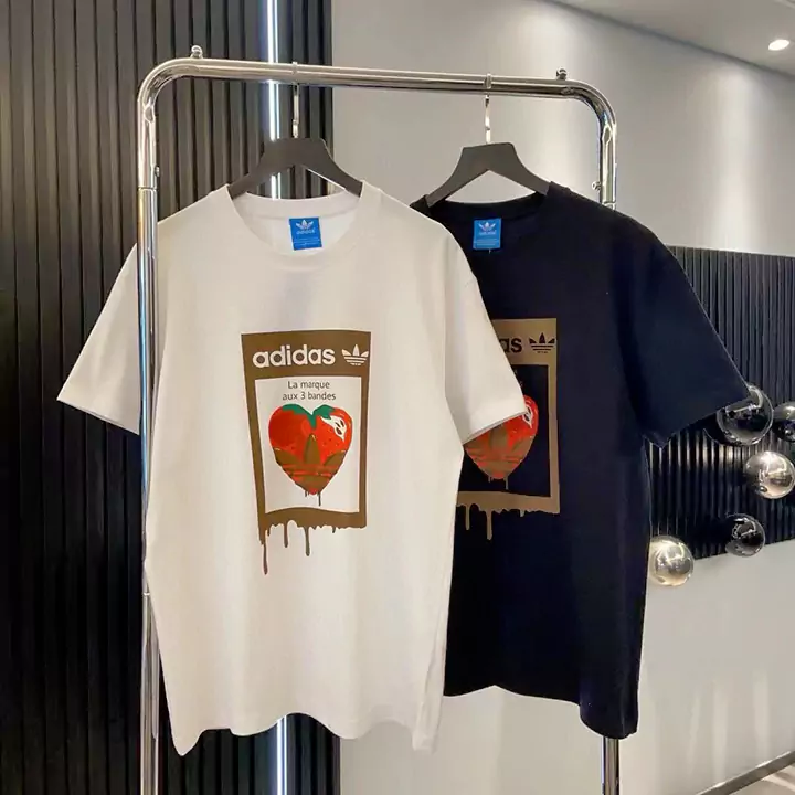 Adidas ストロベリー Tシャツ