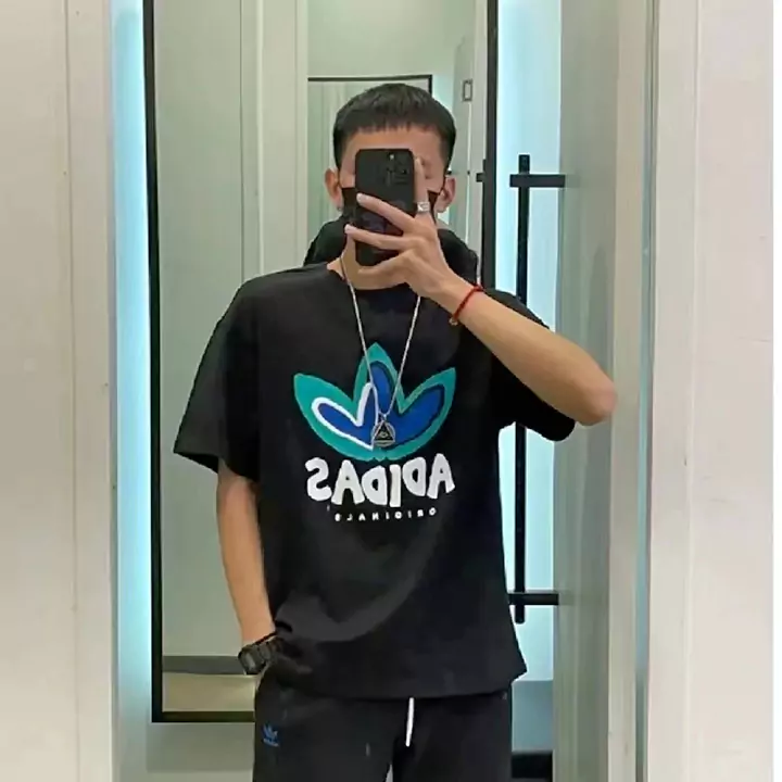 adidas ペアルック tシャツ