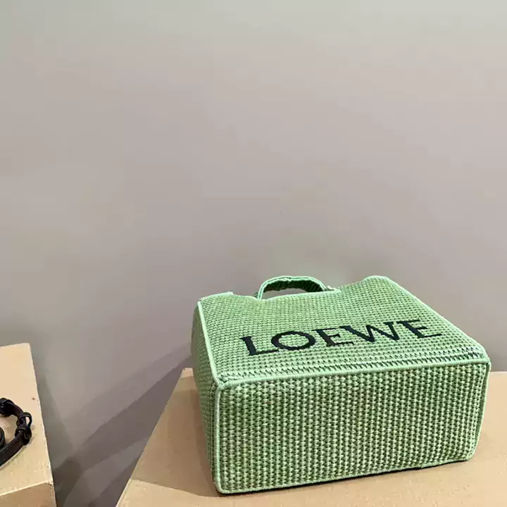 Loewe トートバッグ レデイース