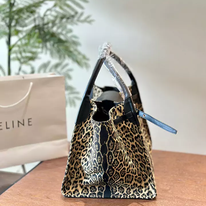 CELINE ハンドバッグ ヒョウ柄