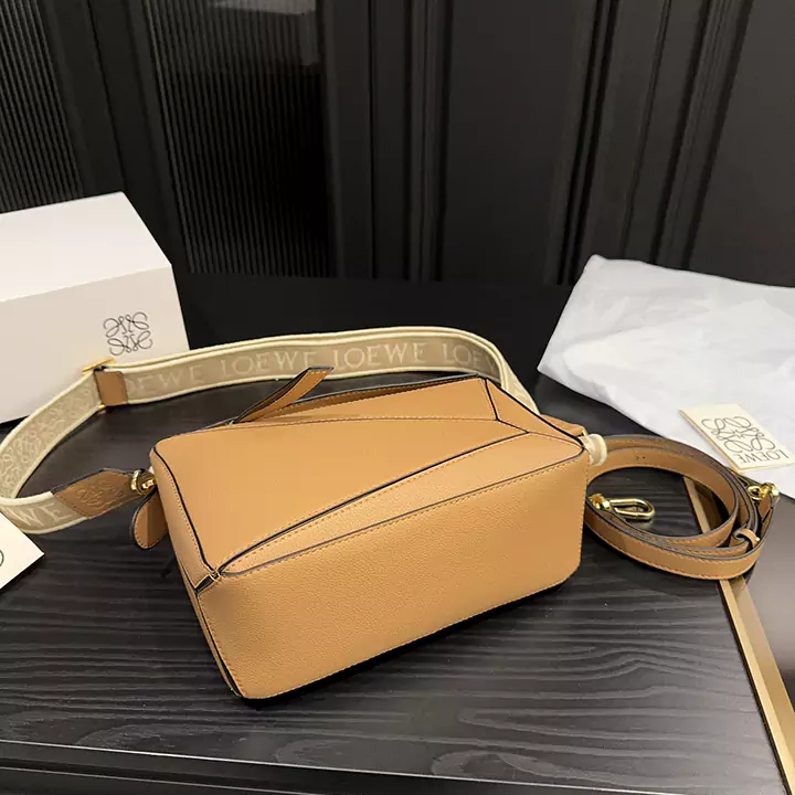 Loewe レディース ハンドバッグ