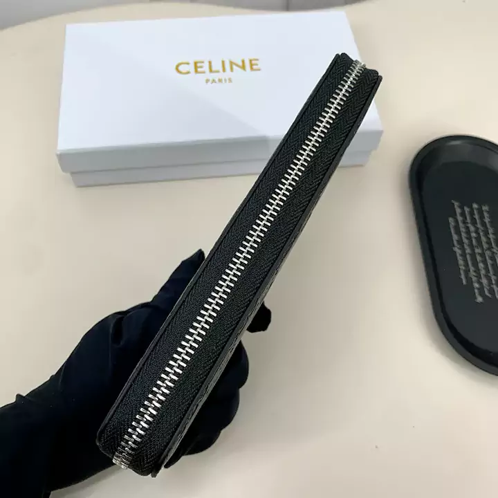 CELINE ロゴ 長財布