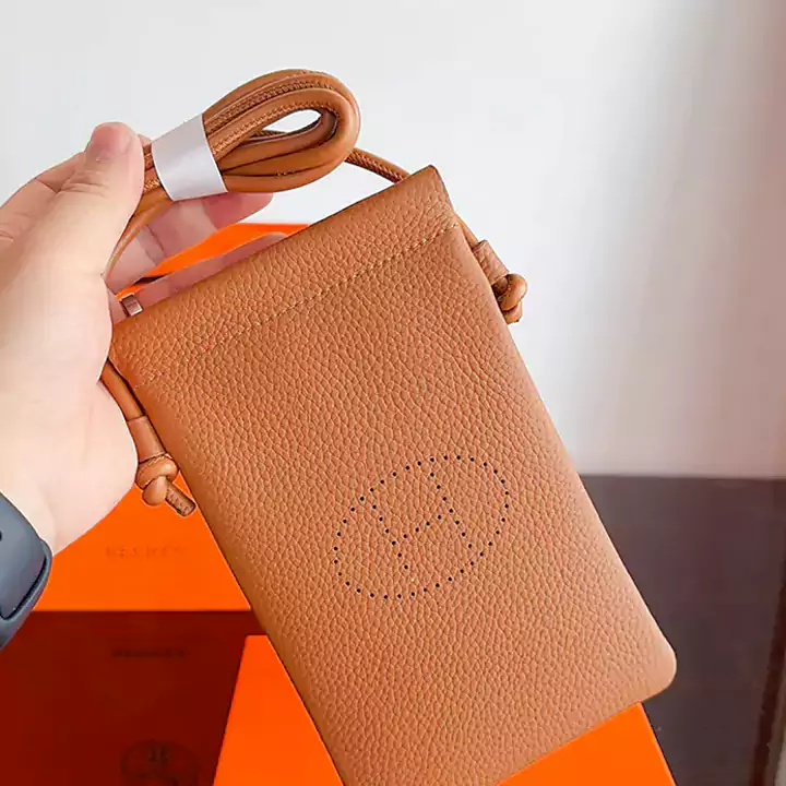 Hermes スマホポーチ