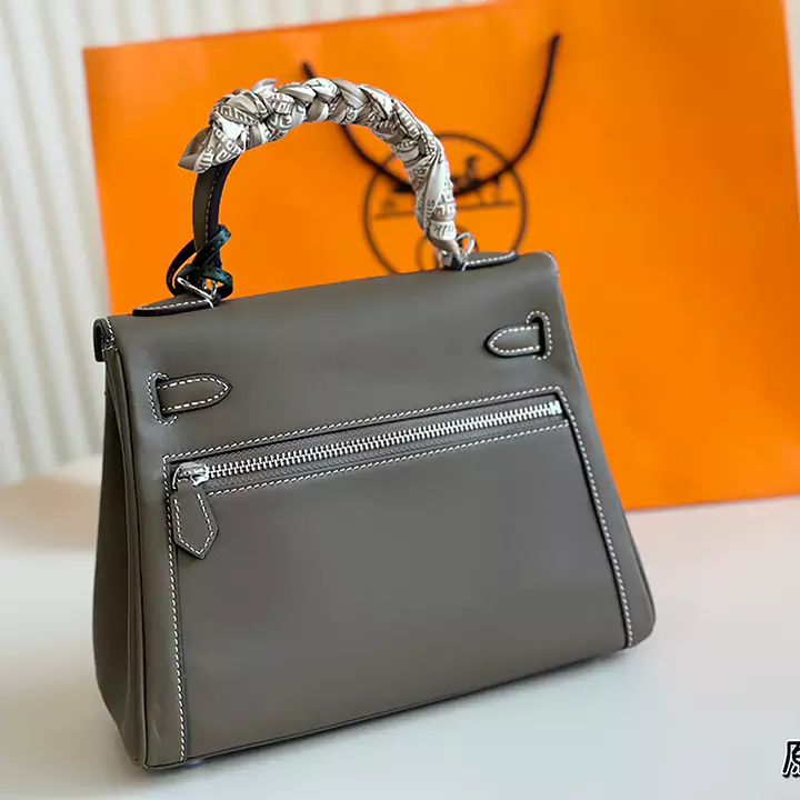 hermes トートバッグ 高級