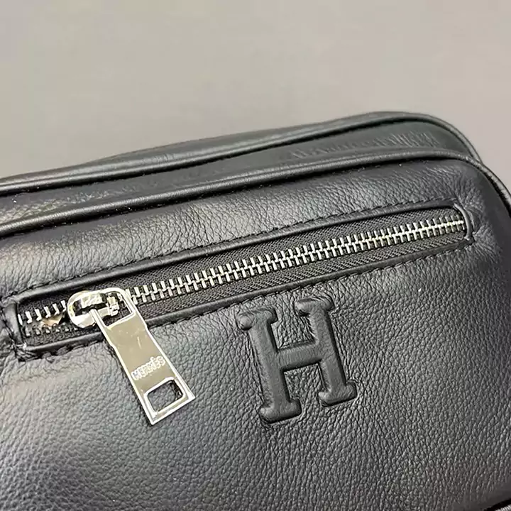 hermes ミドル 通勤 バッグ