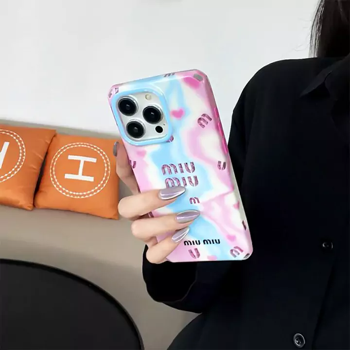 miumiu iphone16 proケース ネックストラップ