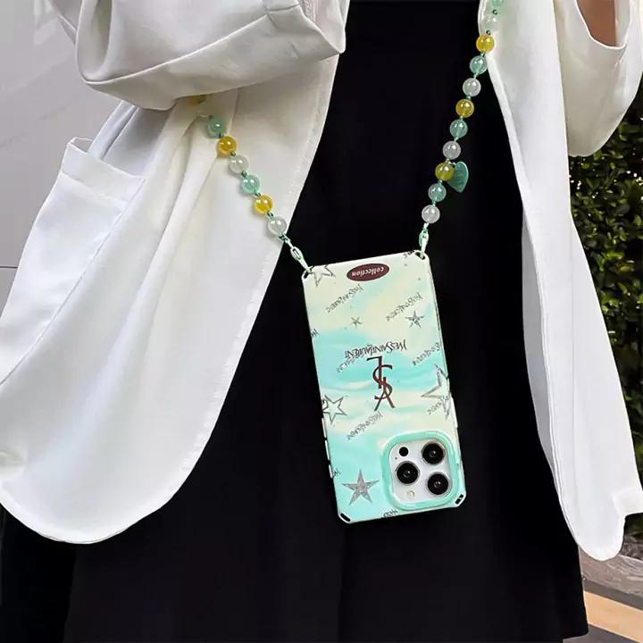 miumiu iphone16ケース ストラップ 穴付き