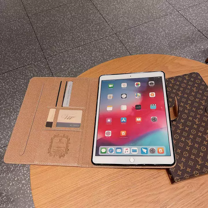 ルイヴィトンipad proケース11インチ