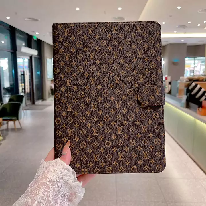 gucci ipad proカバー  13インチ