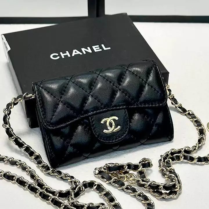 大人気 chanel マトラッセ ミニチェーンウォレット