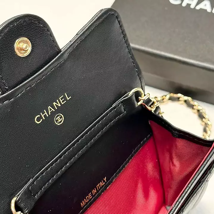 chanel ラムスキンミニチェーンウォレット