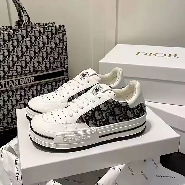 Dior オブリークスニーカー