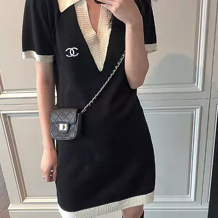 Chanel Vネックフレワンピース