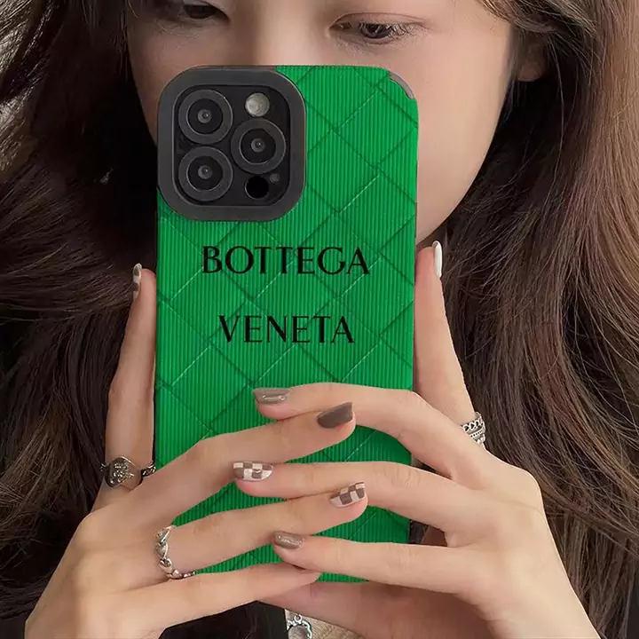 BOTTEGA VENETA iphone 16ケース