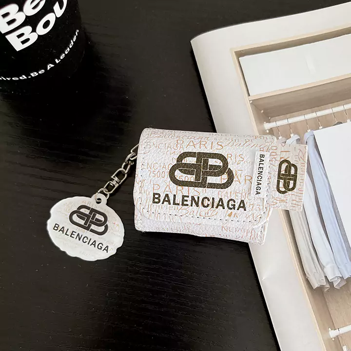 balenciaga airpods4ケース 紛失防止