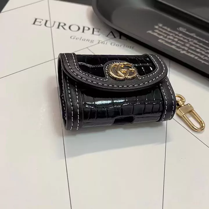 gucci airpods 4 純正ケース