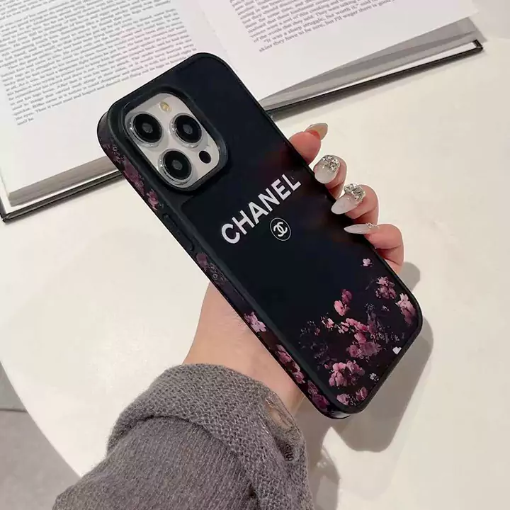 chanel iphone16 pro maxユニケース