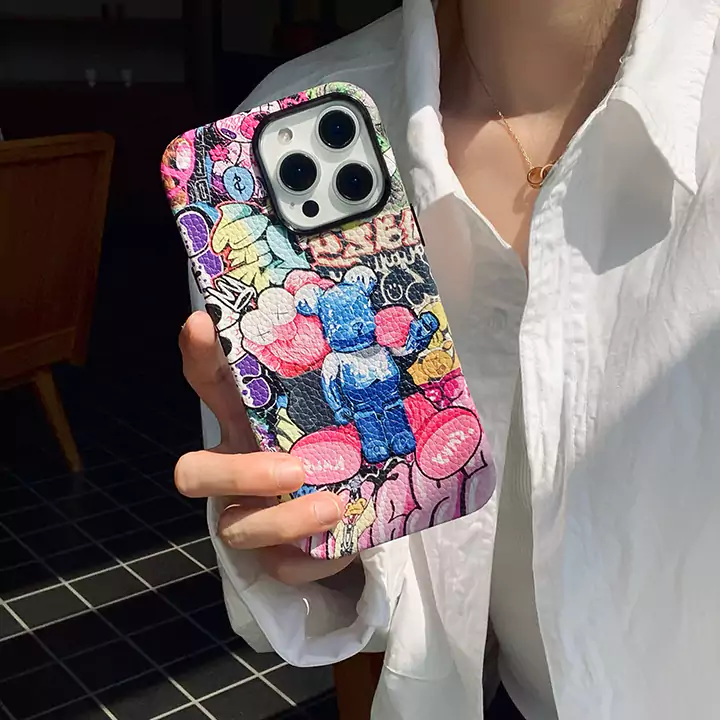 kaws シンプソン iphone16 pro ケース