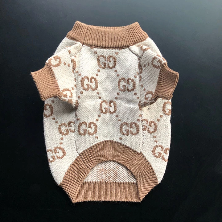 Gucci 犬用セーター