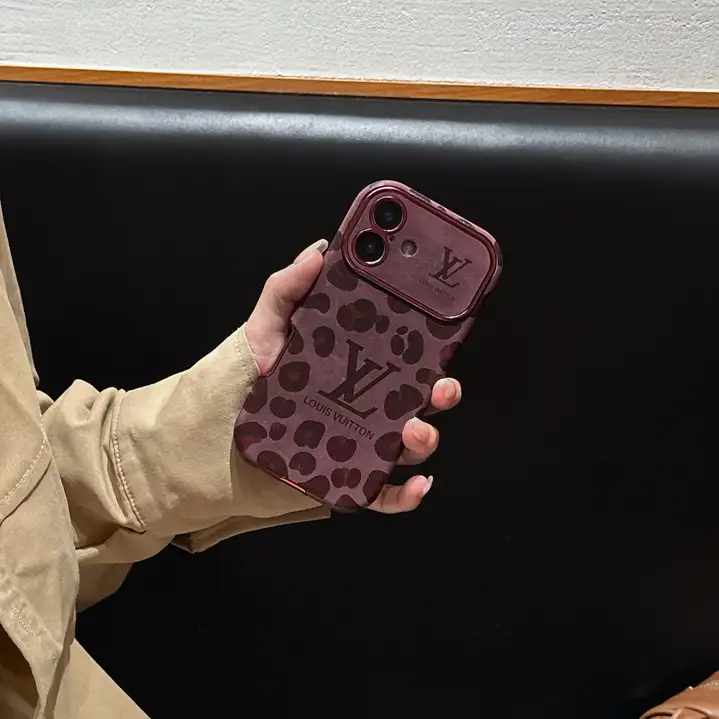 ブランドiphone16 proケース lv