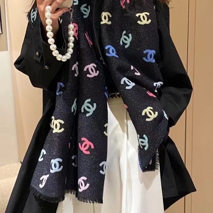 chanel 大判スカーフ